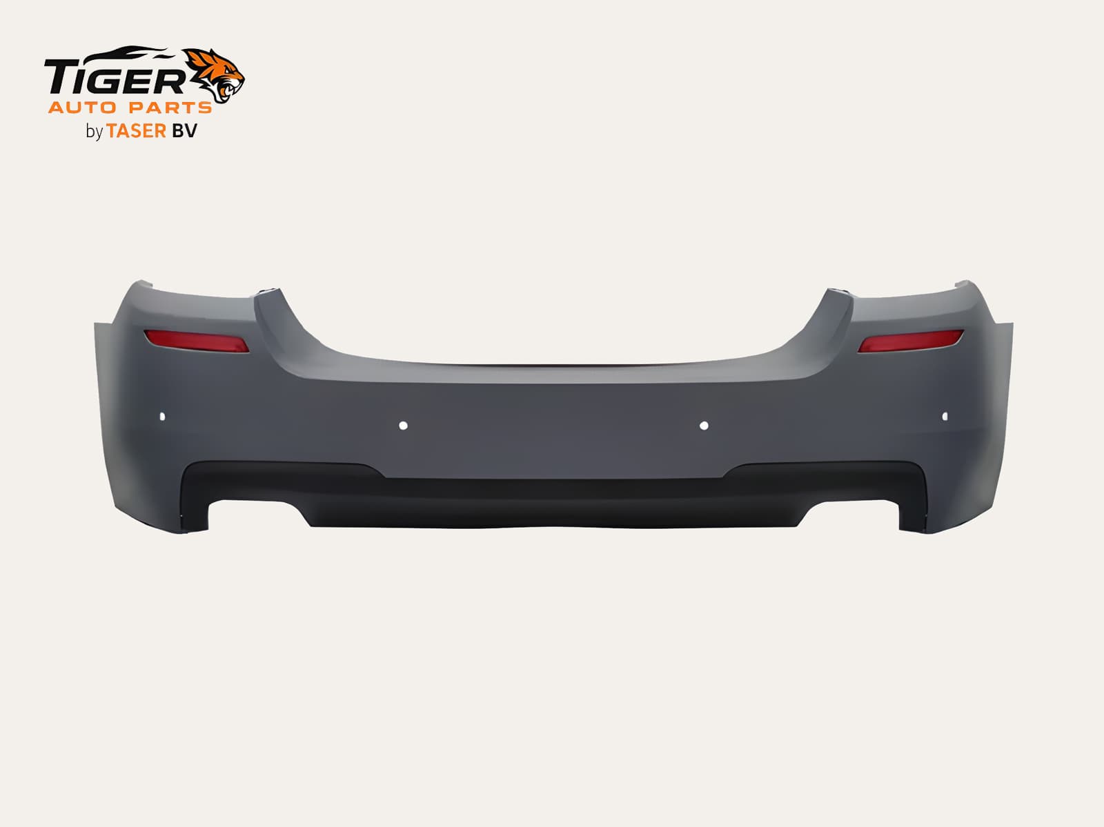 BMW F10 2010-2017 achterbumper compleet met PDC 4-uitlaat M550i-stijl
