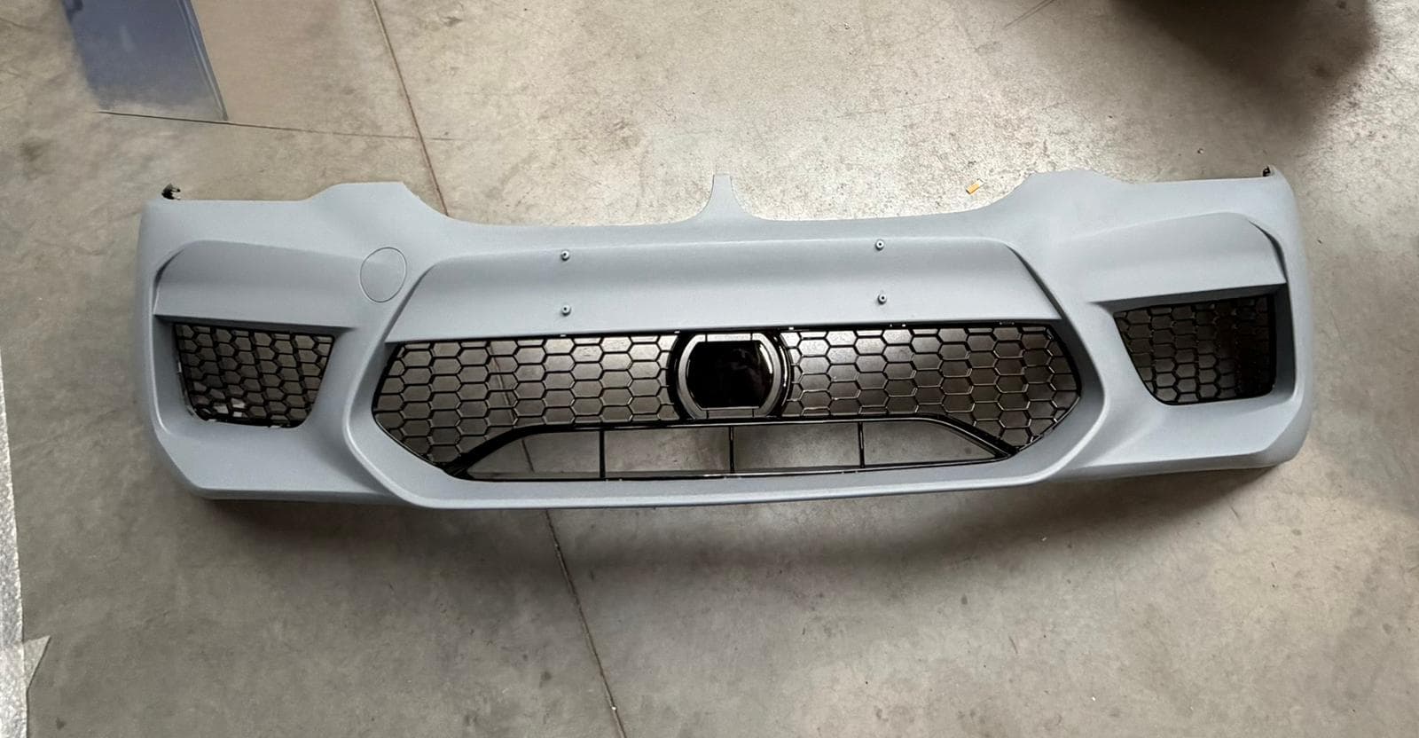 G30 Voorbumper M5 look